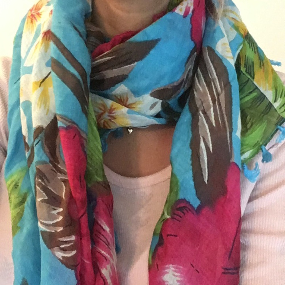 Flower scarf